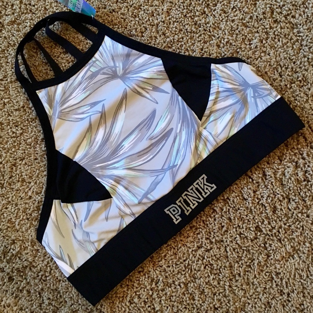 PINK Victoria’s Secret Ultimate Sports Bra